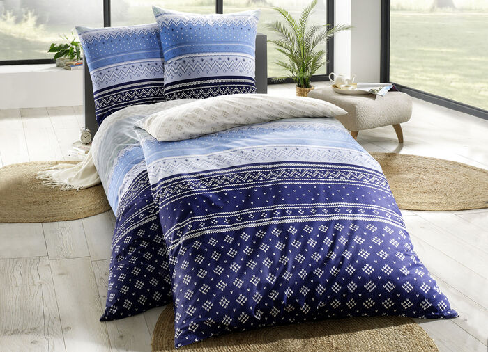 Bettwäsche-Garnitur in moderner Farbgebung 