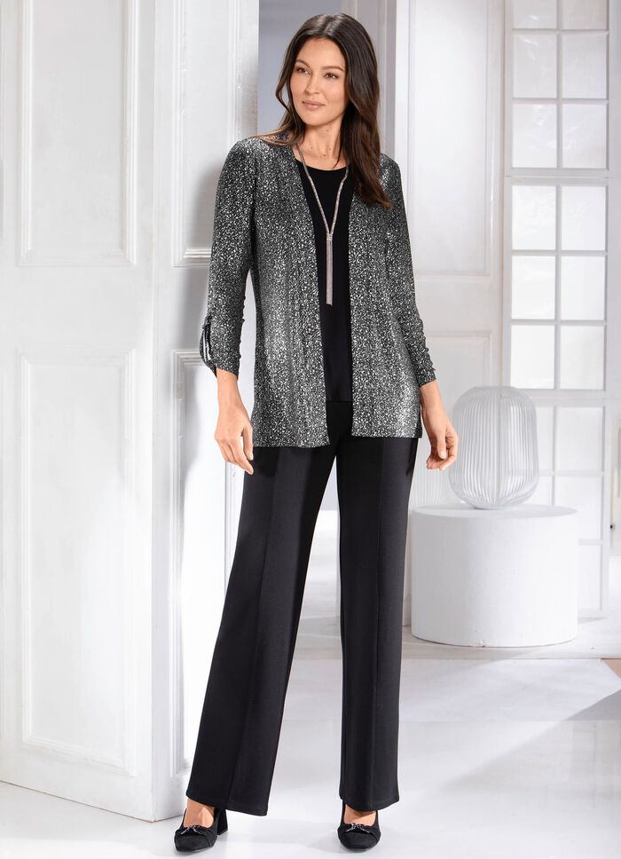 Hose in modischer Weite 