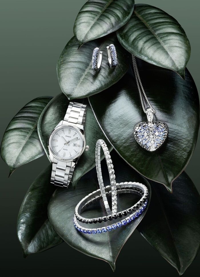 Armband aus Edelstahl mit weissen Kristallen 
