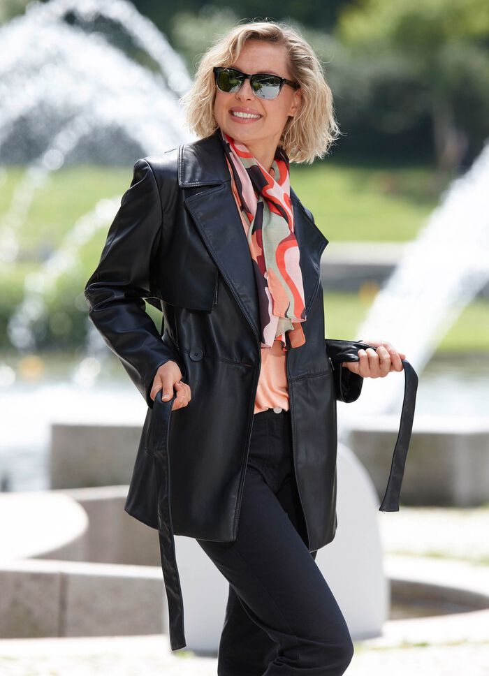 Jacke mit G&uuml;rtel aus Nappaleder-Imitat 