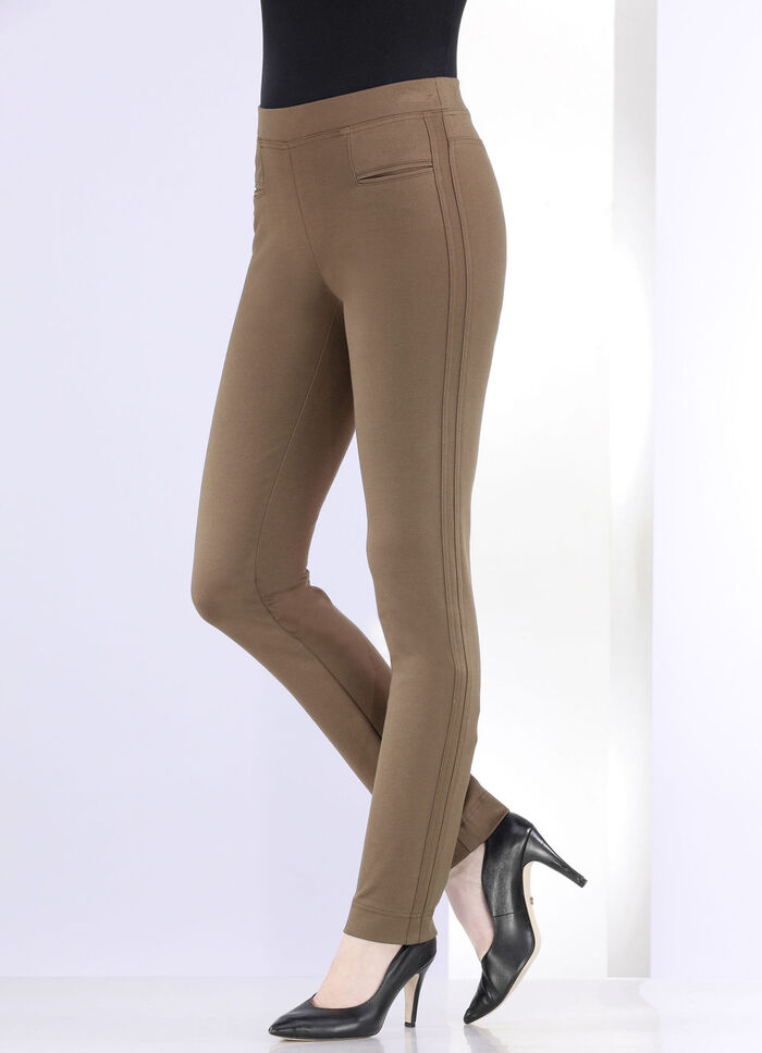 Hose mit schmaler Beinweite BRAUN