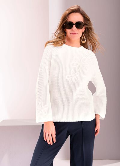 Pullover mit Bl&uuml;tenstickerei 