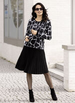 Pullover mit haarigem Flausch-Effektgarn 