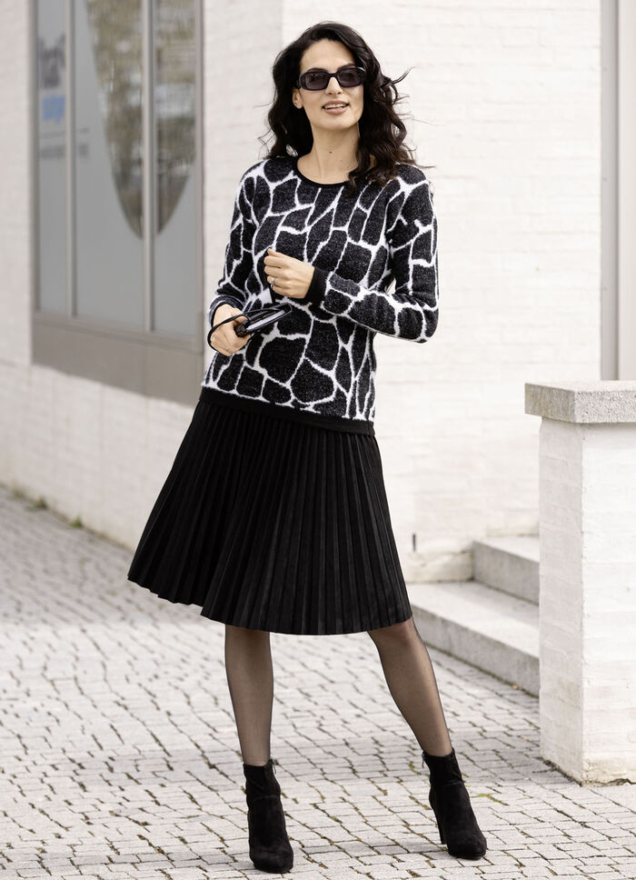 Pullover mit haarigem Flausch-Effektgarn 