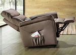 Relax-Sessel mit Aufstehhilfe BRAUN