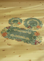 Tisch- und Raumdekoration mit Herbstlaub-Stickereien, 