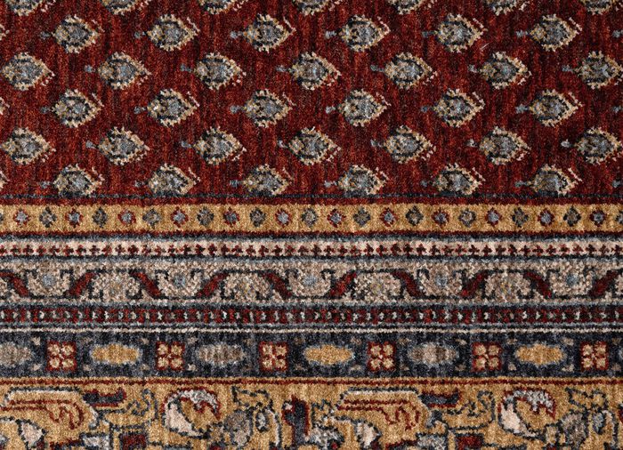 Klassisch sch&ouml;ne Br&uuml;cken und Teppiche mit hoher Flordichte 