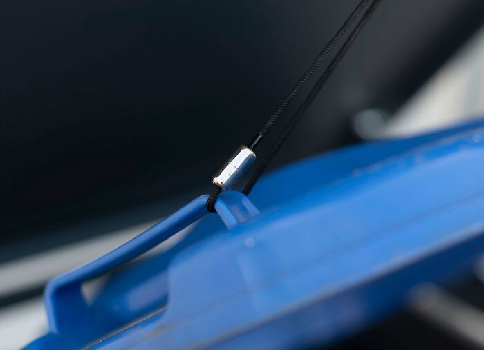 M&uuml;lltonnenbox &laquo;Lacina&raquo;, T&uuml;ren in Holzoptik 