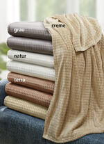 Wohndecke mit 3D-Hahnentritt-Dessin 