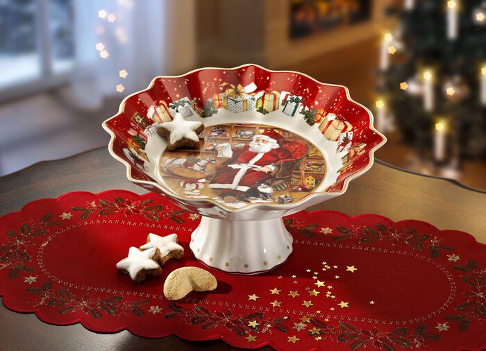 Schale auf Fuss aus hochwertigem Porzellan 