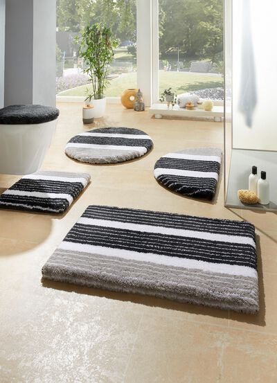 Badgarnitur in barfussweicher Qualit&auml;t 