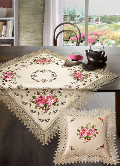 Raumdekoration mit entzückendem floralem Motiv 