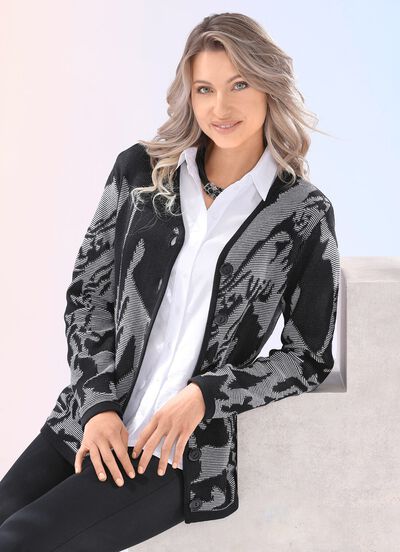 Strickjacke in grafischer Optik mit platischem Effekt 