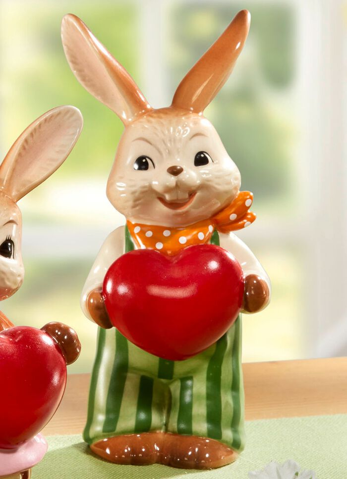 Goebel Hase aus hochwertigem Feinsteingut 
