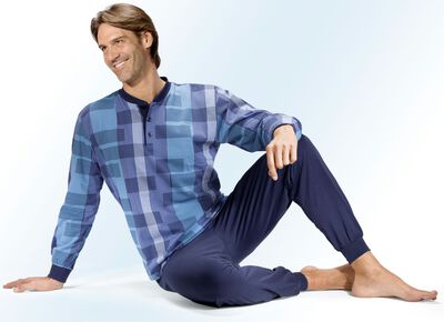 Pyjama mit Knopfleiste, Karodessin und Bündchen 