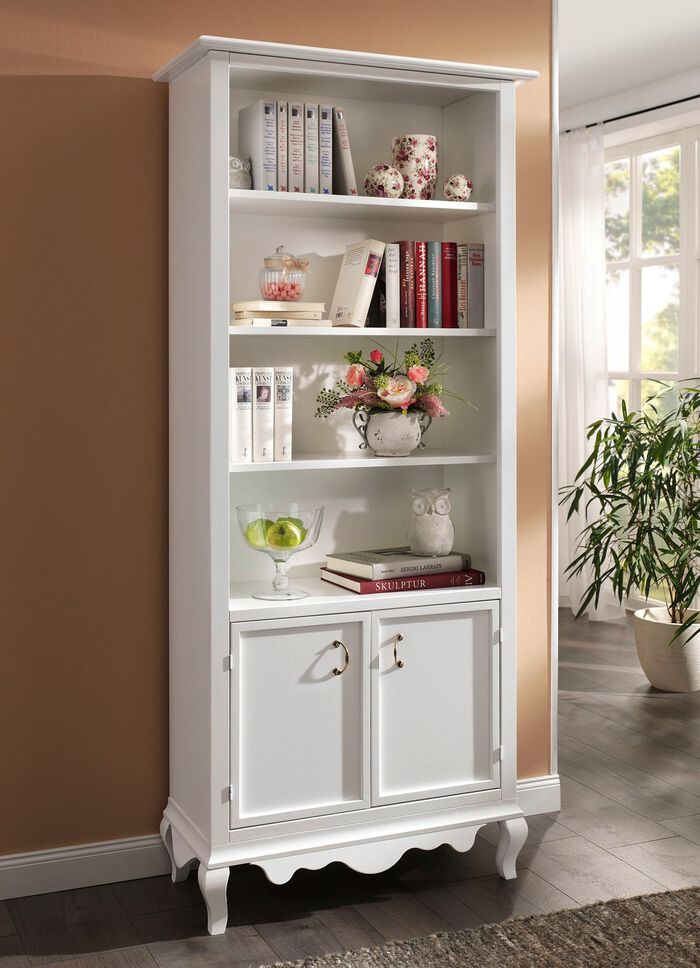 Hochwertige M&ouml;belserie mit Metallgriffen 