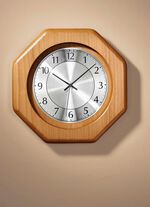 Wanduhr mit Funkwerk KIRSCHBAUM