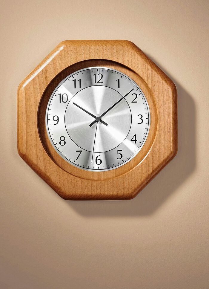 Wanduhr mit Funkwerk KIRSCHBAUM