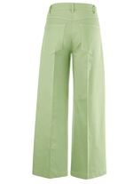 Culotte mit modisch weitem Bein  