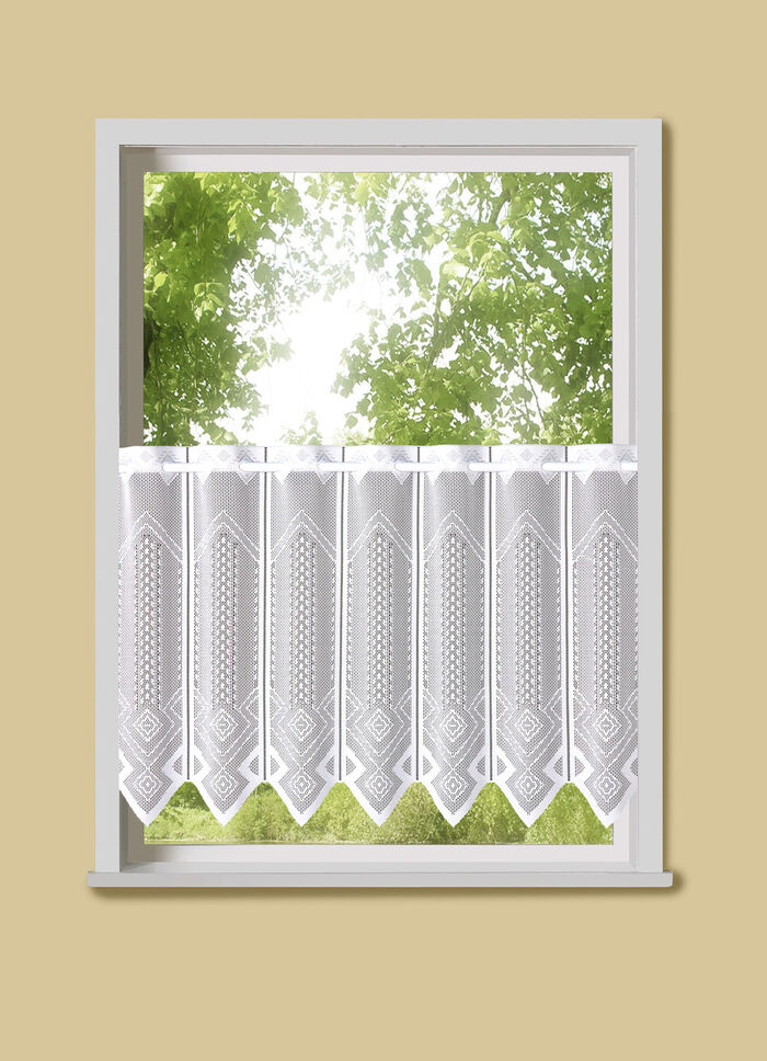 Kurzvorhang mit grafischem Muster und Stangendurchzug 