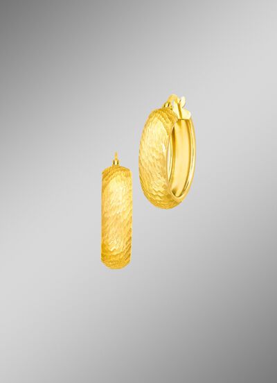 Satinierte Creolen mit Struktur 