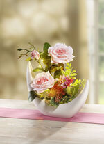 Beleuchtetes Rosen-Arrangement 