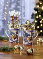 Gef&uuml;llte Tassen mit Kirchenmotiv aus Porzellan 