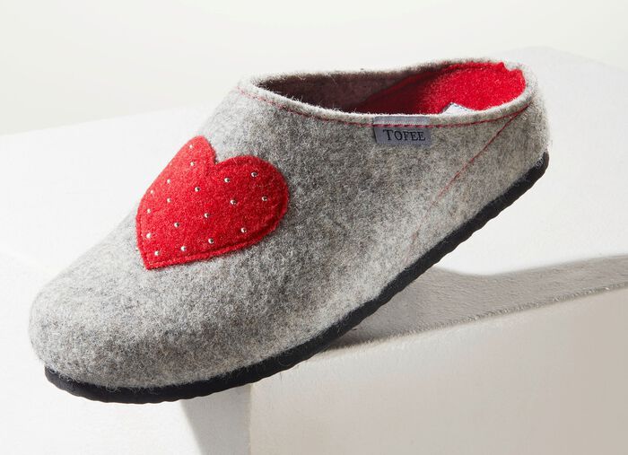 Hausschuh mit Obermaterial aus Wollfilz 