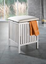 Badhocker aus massivem Walnussholz 