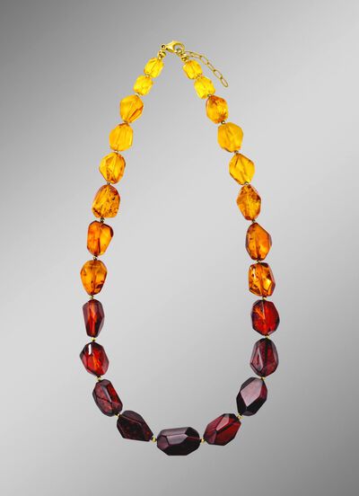 Edle Halskette mit Bernstein und H&auml;matit 