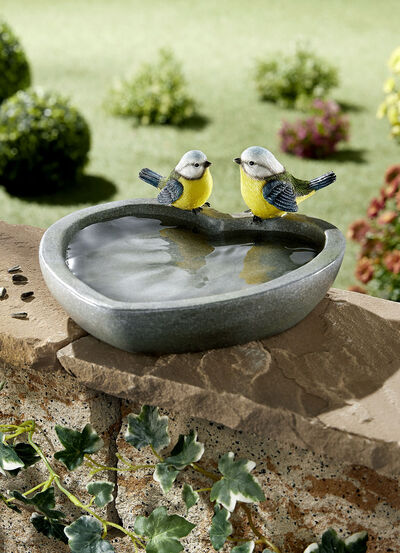 Herzförmige Vogelfutterstelle 