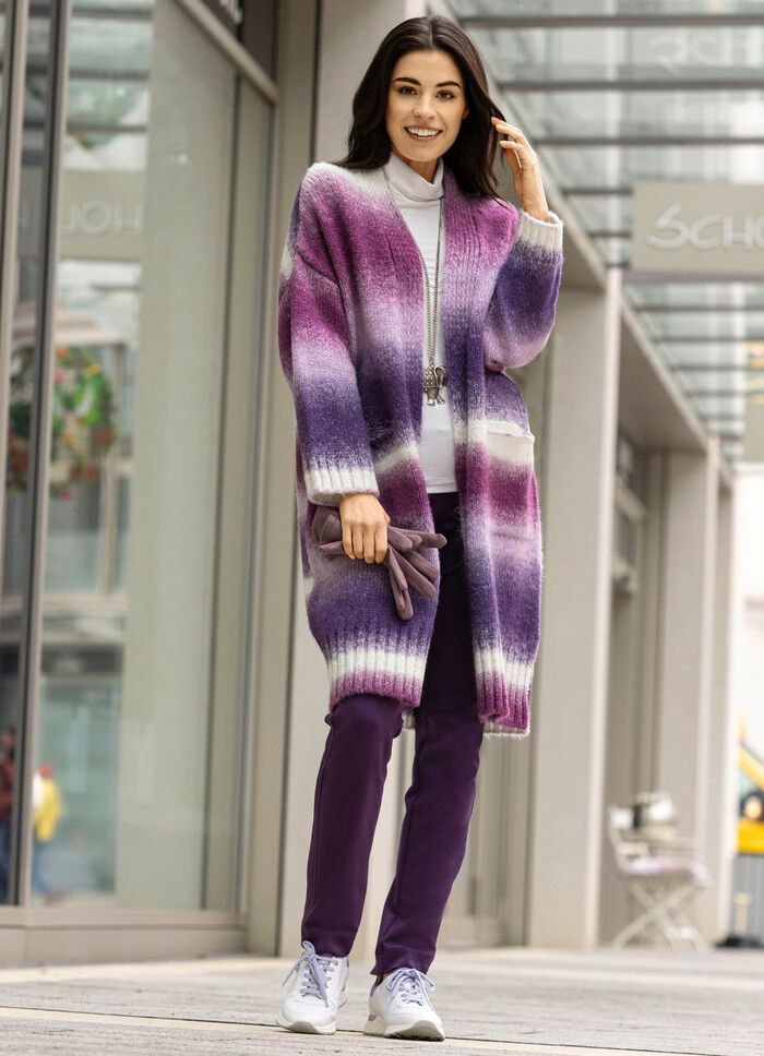 Strickmantel aus flauschigem Effektgarn 