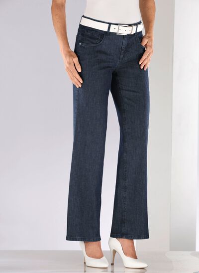 Jeans mit modisch weiterem Beinverlauf 