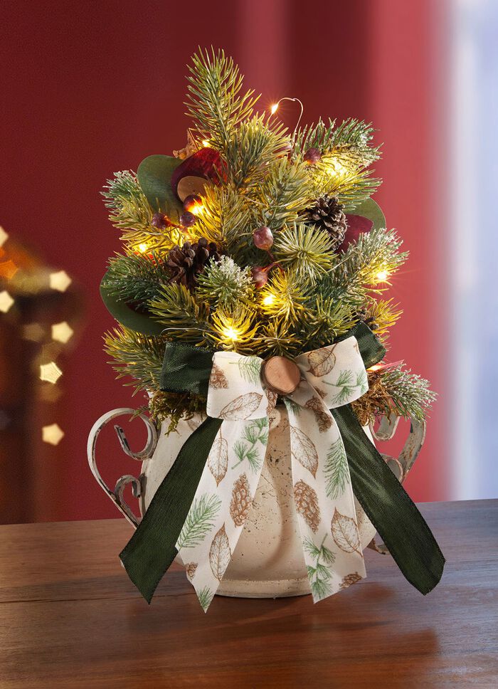 Beleuchtetes Tannengesteck in Tontopf 