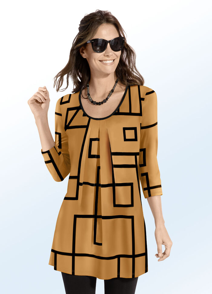 Longshirt mit Faltenlegung im Vorderteil 