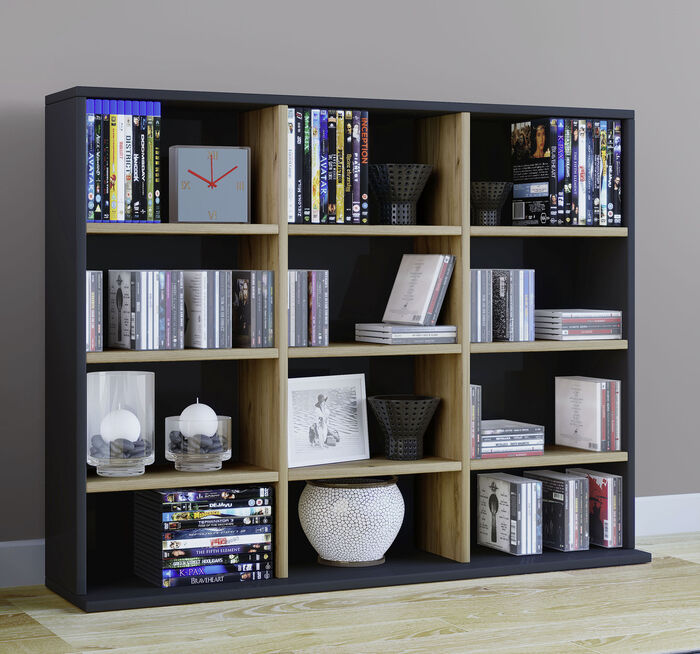 Regal aus Holzstruktur-Nachbildung, 