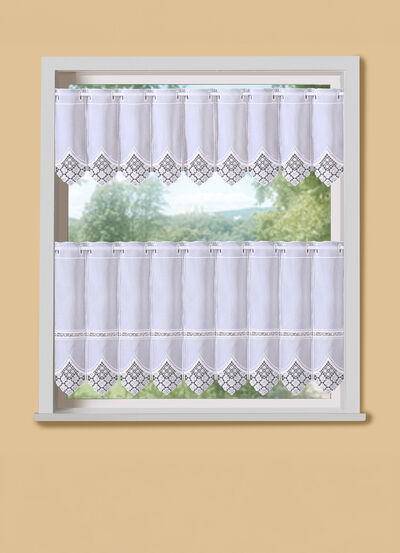 Kurzvorhang mit edler Macramé-Spitze und Stangendurchzug 