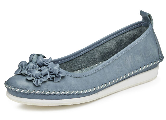 Andrea Conti Mokassin-Slipper mit frechen Lederblüten JEANSBLEU