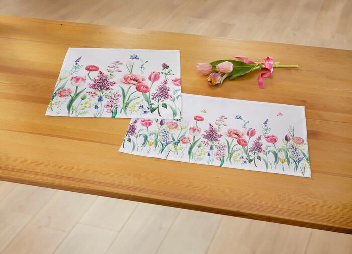 Fr&uuml;hlingshafte Tisch- und Raumdekoration 