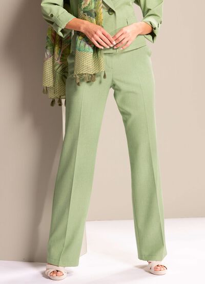 Hose mit r&uuml;ckw&auml;rtigem Dehnbund-Einsatz 