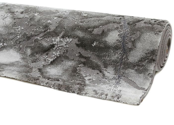 Stilsichere Br&uuml;cken und Teppiche mit Marmormotiv 