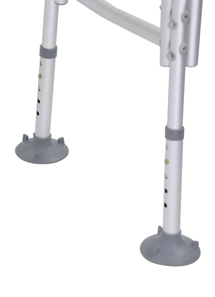 Badewannen-Transferbank für mehr Sicherheit im Bad 