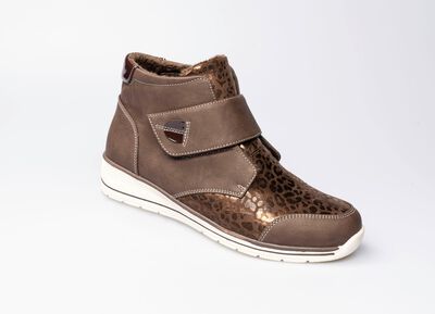 Komfort-Stiefelette im angesagten Leo-Look 