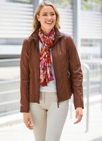 Lederkurzjacke mit Nietenzier 