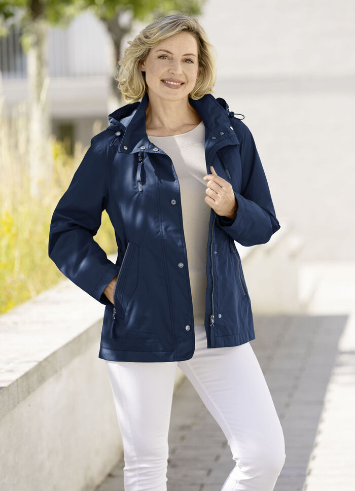 Funktionsjacke mit abnehmbarer Kapuze 