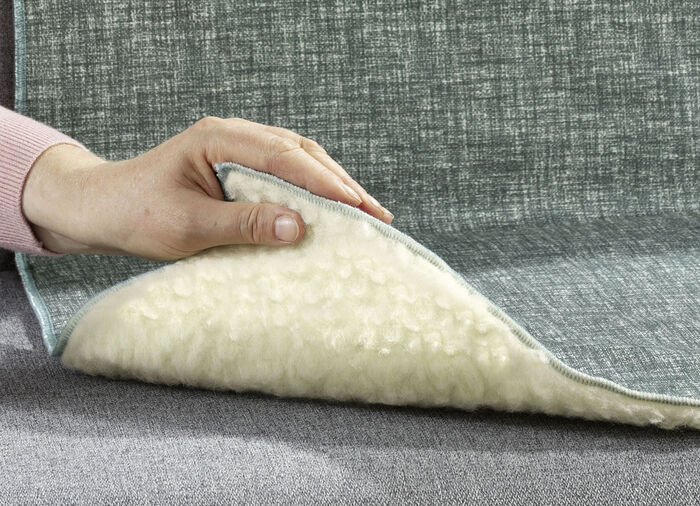 Wohnaccessoires aus 100% Baumwolle, Unterseite 100% Schurwolle SILBER