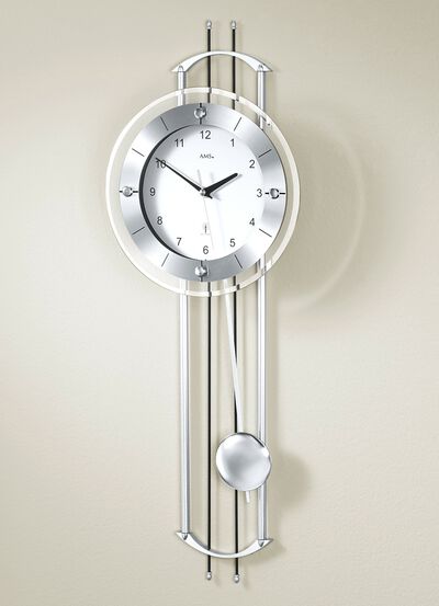 Wanduhr mit Funkuhrwerk und Metallpendel 