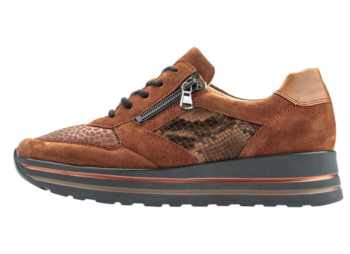 Waldl&auml;ufer Schn&uuml;rschuh mit Stretchmaterial im Ballenbreich 