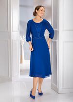 Kleid mit unterlegter Spitze 