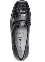 Waldl&auml;ufer Slipper aus krokogepr&auml;gtem Leder 